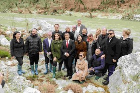 National Park planning team with among others Minister for Tourism and Environment Mirela Kumbaro, representatives of the Albanian Government, Patagonia, IUCN, NGOs, Greek Ambassador in Albania, mayor of Tepelene.